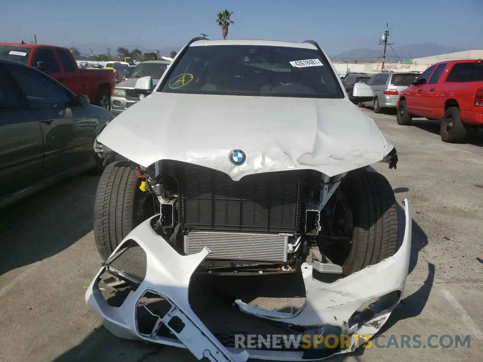 9 Photograph of a damaged car 5UXCR4C07LLW64562 BMW X5 2020