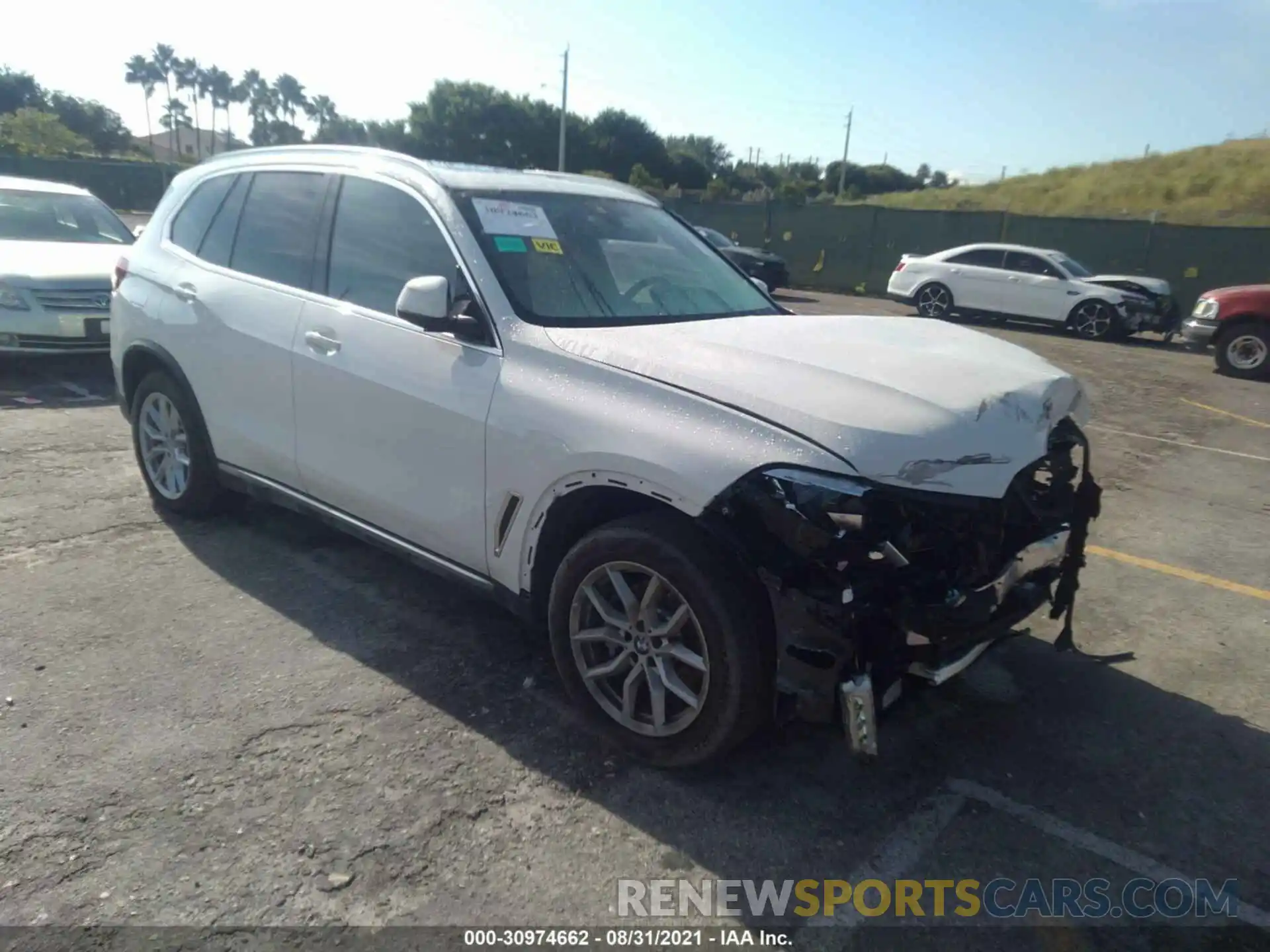 1 Photograph of a damaged car 5UXCR4C08L9B32575 BMW X5 2020