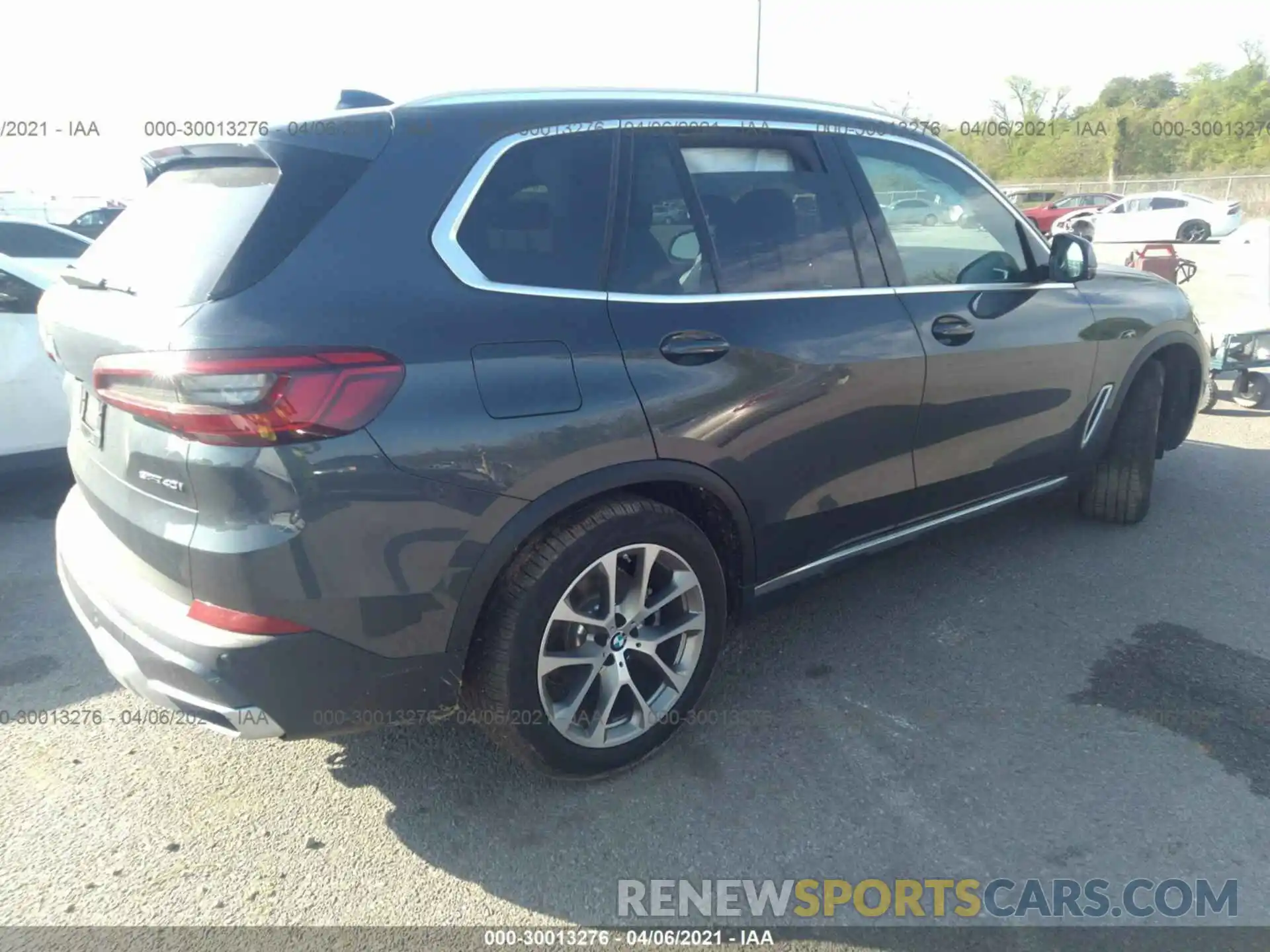 4 Фотография поврежденного автомобиля 5UXCR4C08L9B56617 BMW X5 2020