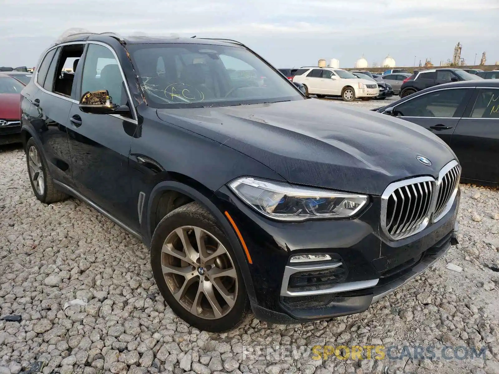 1 Photograph of a damaged car 5UXCR4C08L9B84580 BMW X5 2020