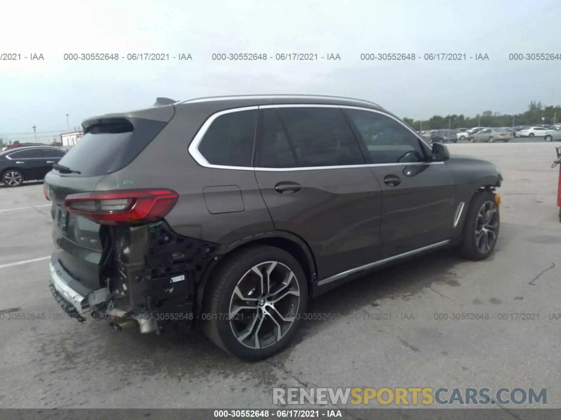 4 Фотография поврежденного автомобиля 5UXCR4C08L9C07646 BMW X5 2020