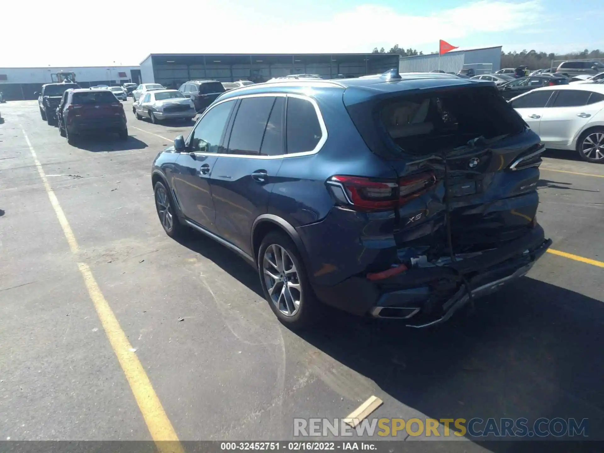 3 Фотография поврежденного автомобиля 5UXCR4C08L9C10515 BMW X5 2020