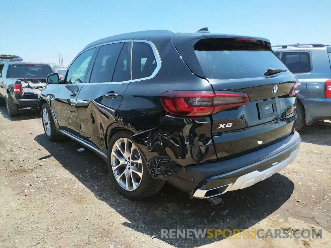 9 Photograph of a damaged car 5UXCR4C08L9C83349 BMW X5 2020