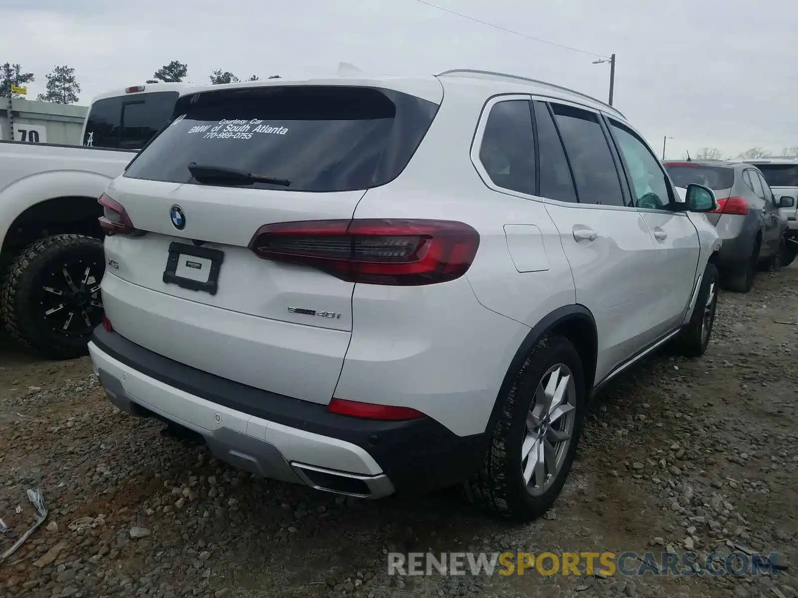 4 Photograph of a damaged car 5UXCR4C08L9C89233 BMW X5 2020