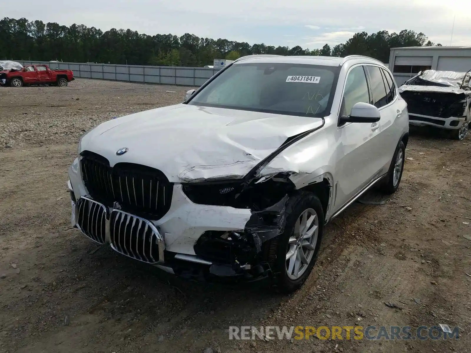 2 Photograph of a damaged car 5UXCR4C08L9D41850 BMW X5 2020