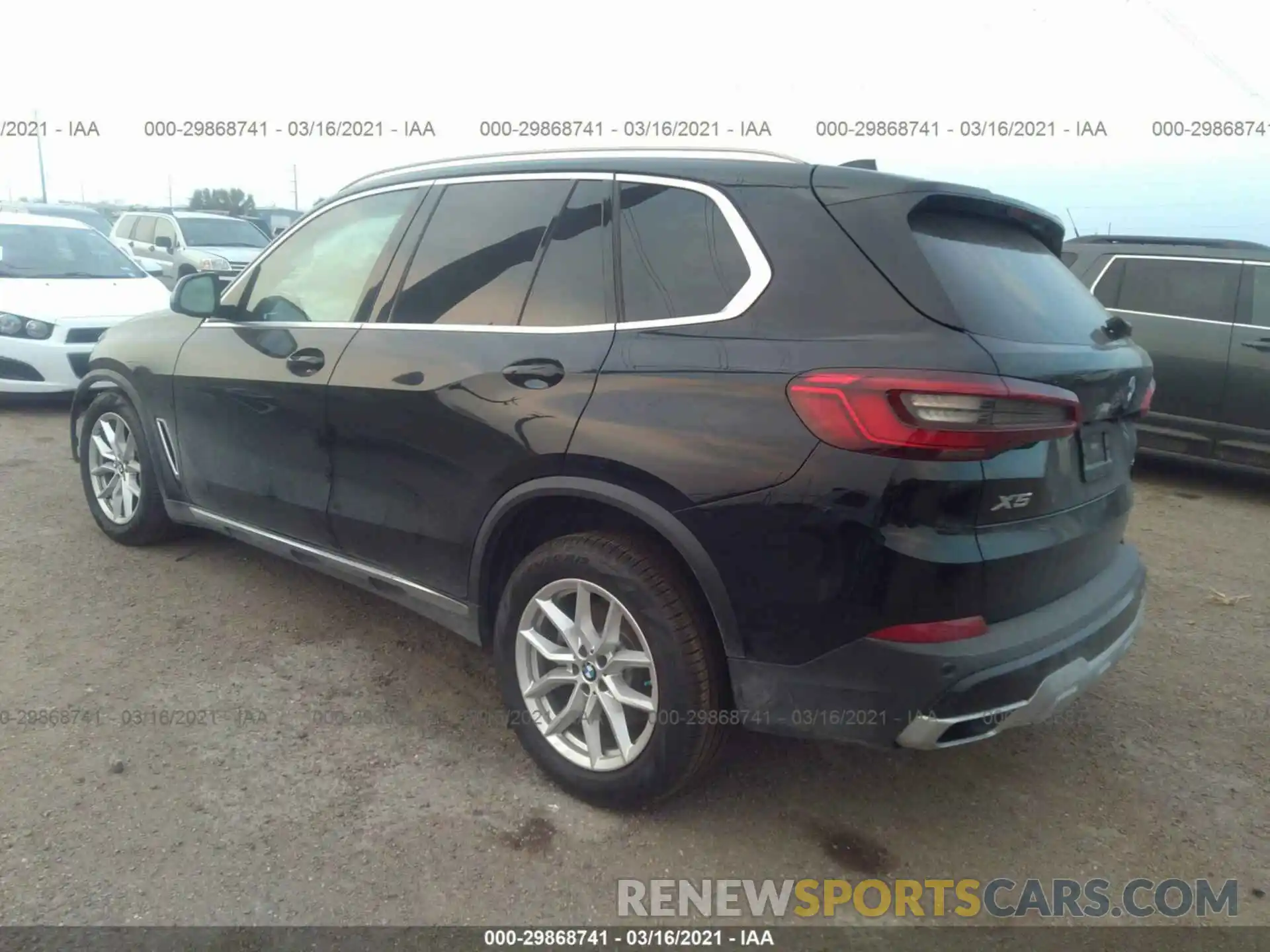 3 Фотография поврежденного автомобиля 5UXCR4C08LLE30496 BMW X5 2020