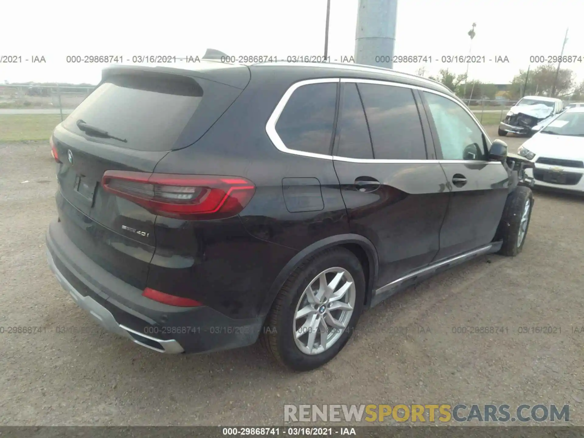 4 Фотография поврежденного автомобиля 5UXCR4C08LLE30496 BMW X5 2020