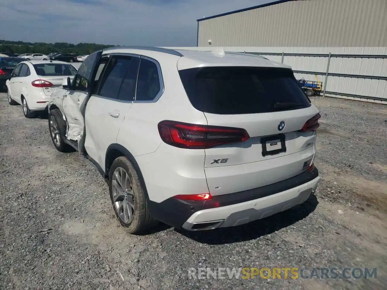 3 Photograph of a damaged car 5UXCR4C08LLE30854 BMW X5 2020