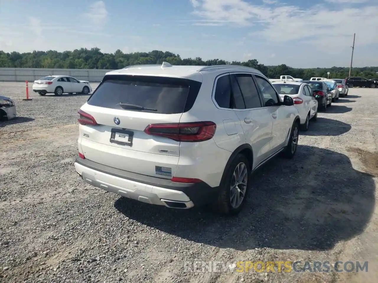 4 Photograph of a damaged car 5UXCR4C08LLE30854 BMW X5 2020