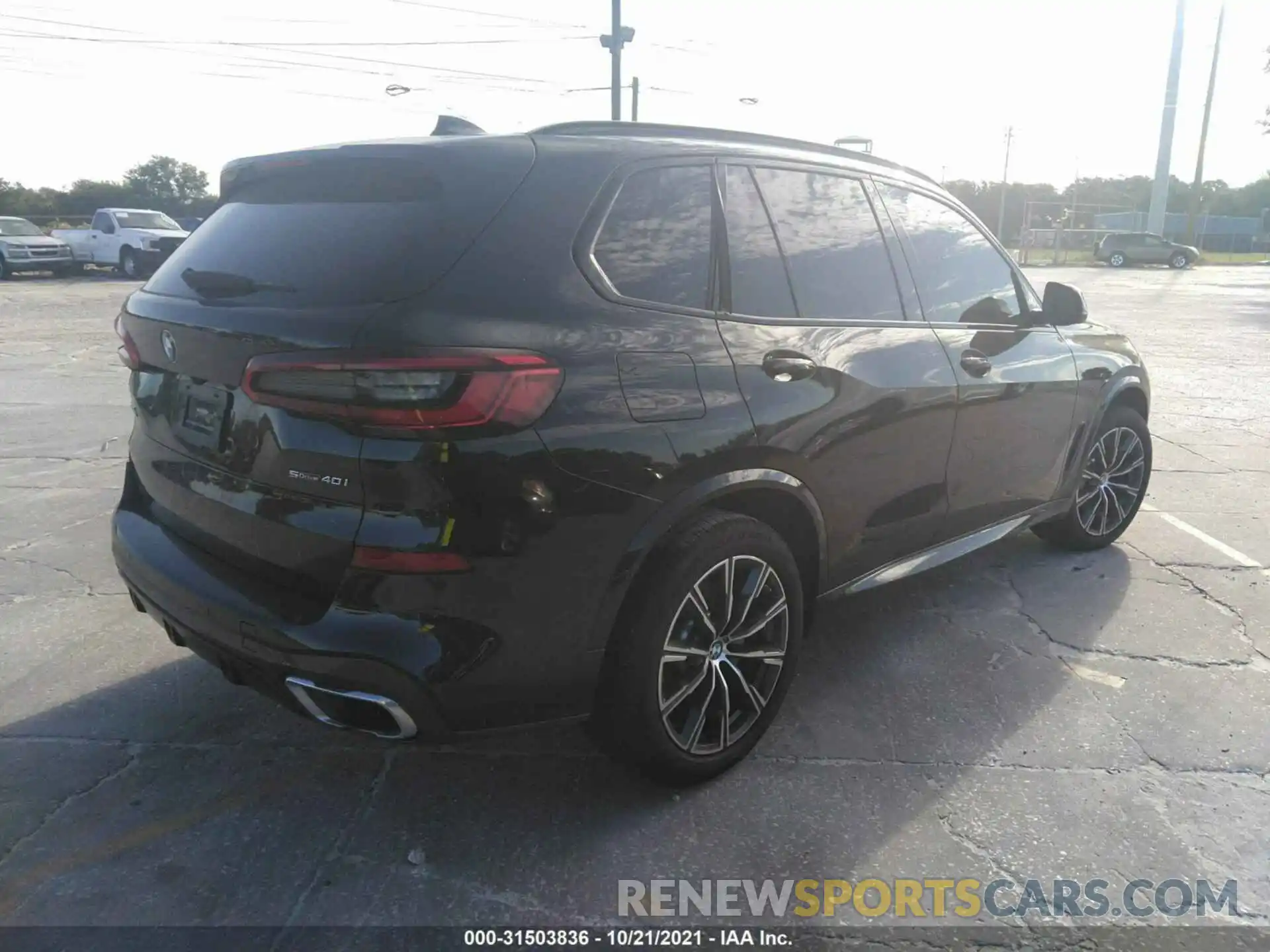 4 Photograph of a damaged car 5UXCR4C08LLW64490 BMW X5 2020