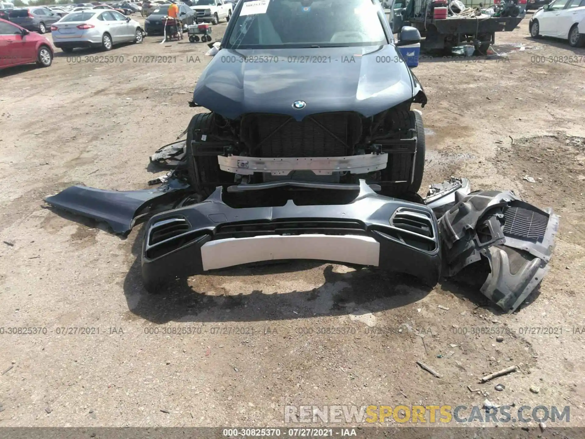 12 Photograph of a damaged car 5UXCR4C09L9B09225 BMW X5 2020