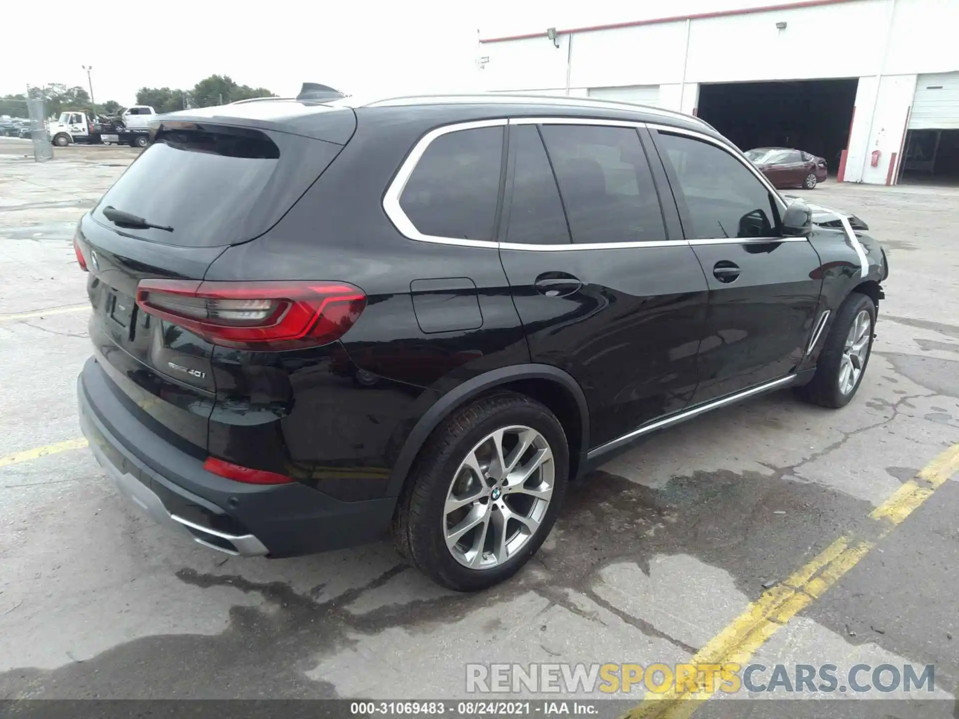 4 Фотография поврежденного автомобиля 5UXCR4C09L9C03606 BMW X5 2020