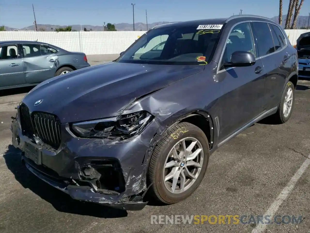 2 Photograph of a damaged car 5UXCR4C09L9C18610 BMW X5 2020