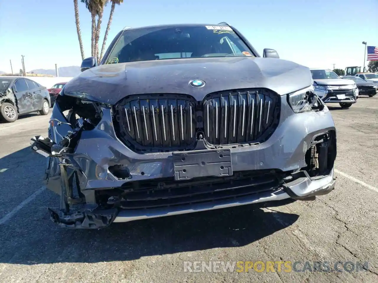 9 Photograph of a damaged car 5UXCR4C09L9C18610 BMW X5 2020