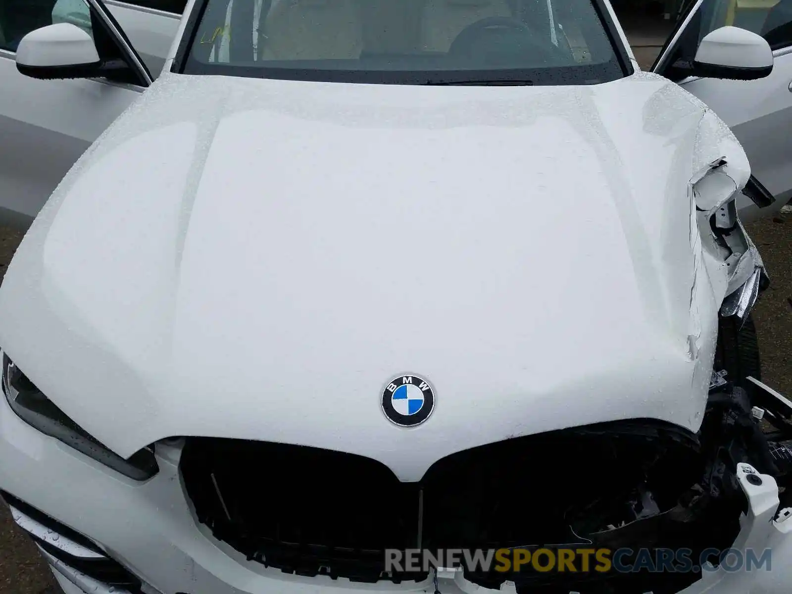 7 Photograph of a damaged car 5UXCR4C09L9C65748 BMW X5 2020