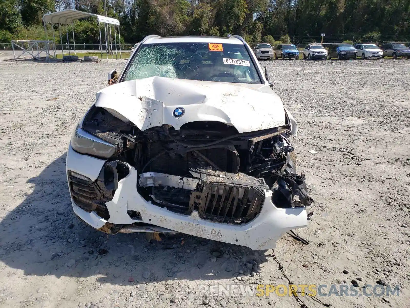 9 Photograph of a damaged car 5UXCR4C09L9C77415 BMW X5 2020