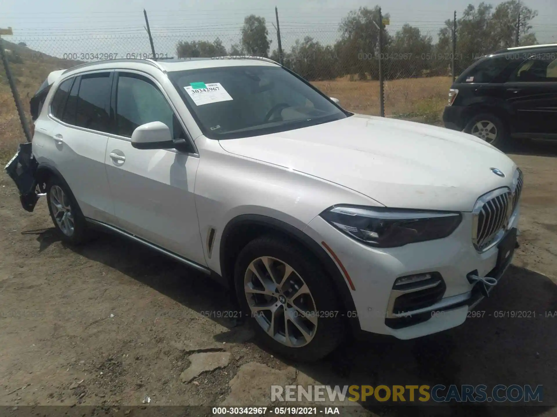 1 Photograph of a damaged car 5UXCR4C0XL9B31038 BMW X5 2020