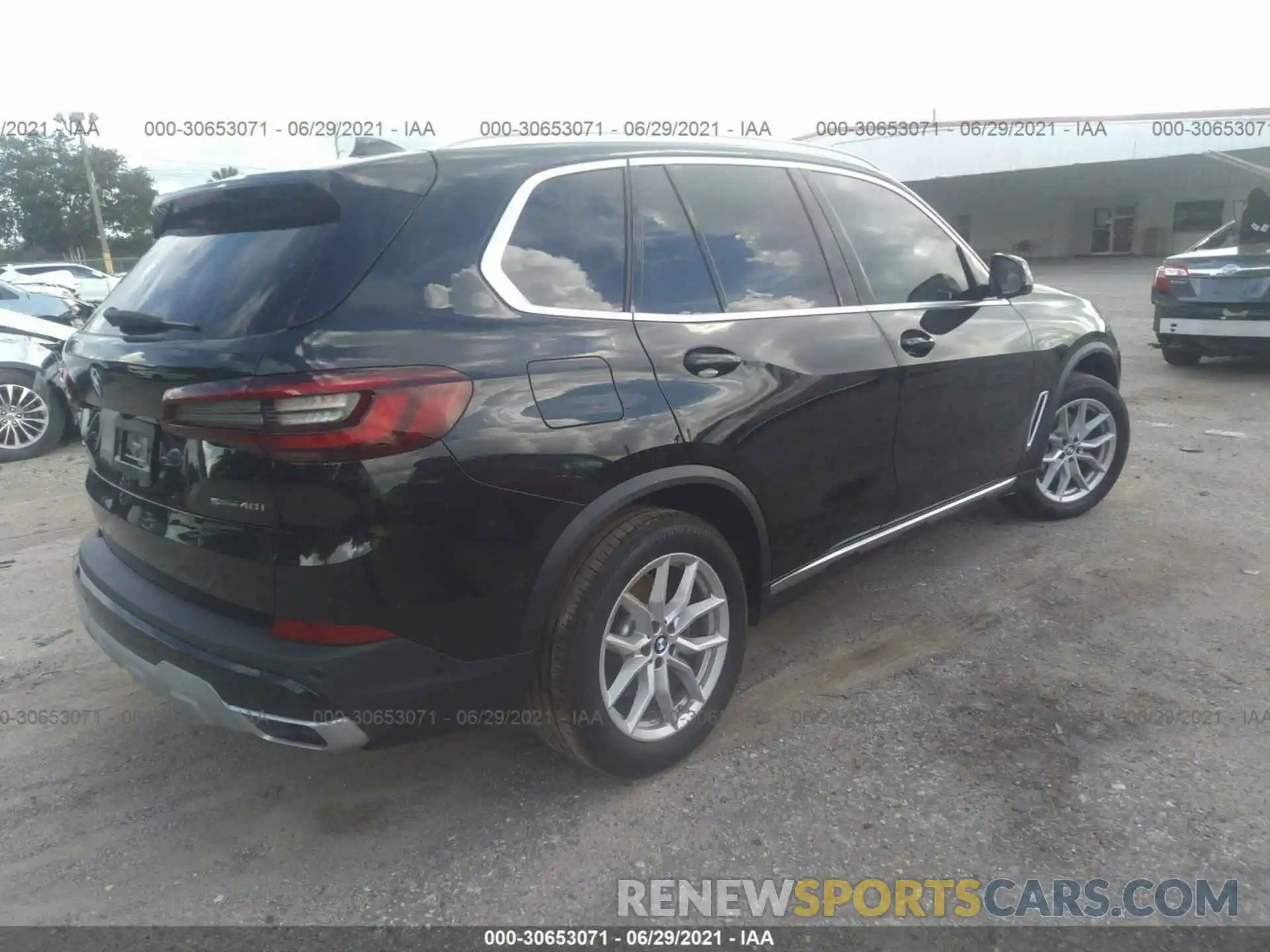 4 Фотография поврежденного автомобиля 5UXCR4C0XL9D48363 BMW X5 2020