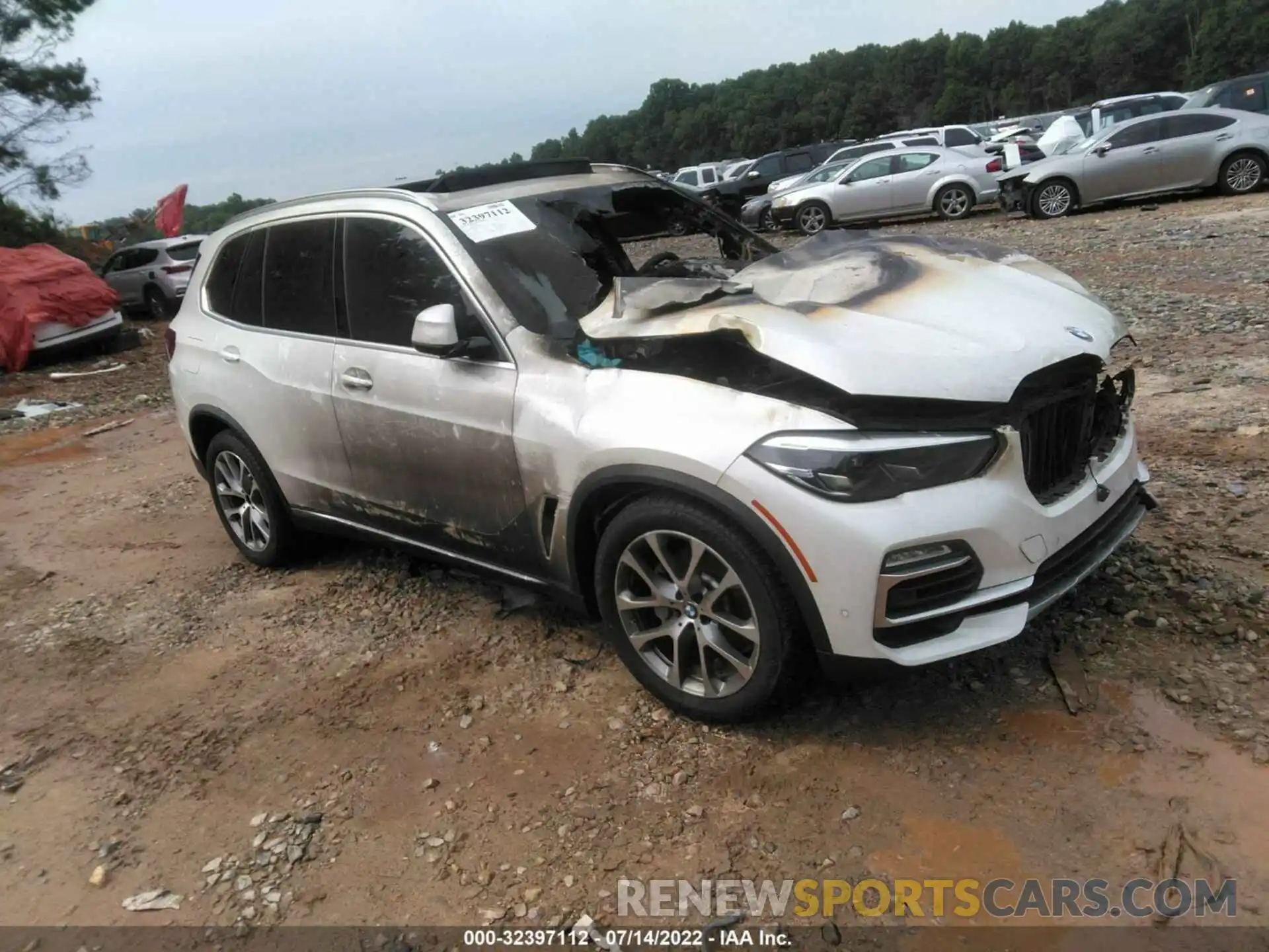 1 Photograph of a damaged car 5UXCR4C0XLLT19798 BMW X5 2020