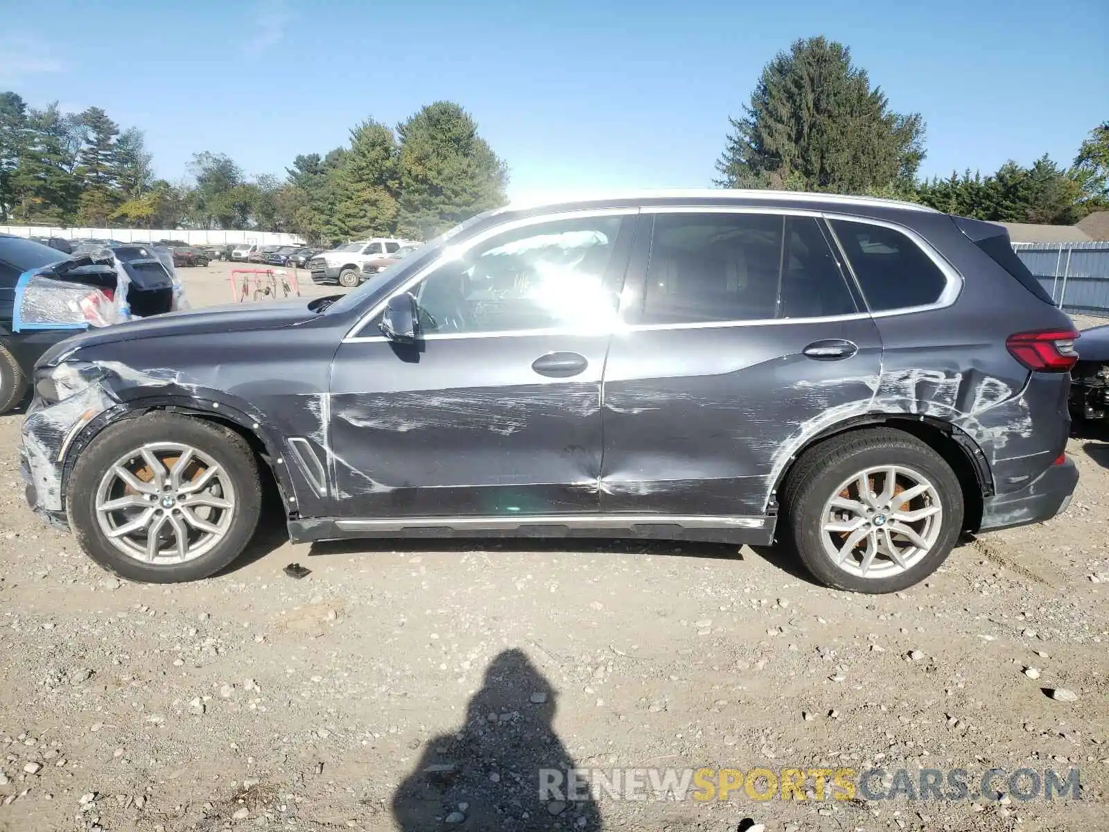 9 Photograph of a damaged car 5UXCR6C00L9B12784 BMW X5 2020