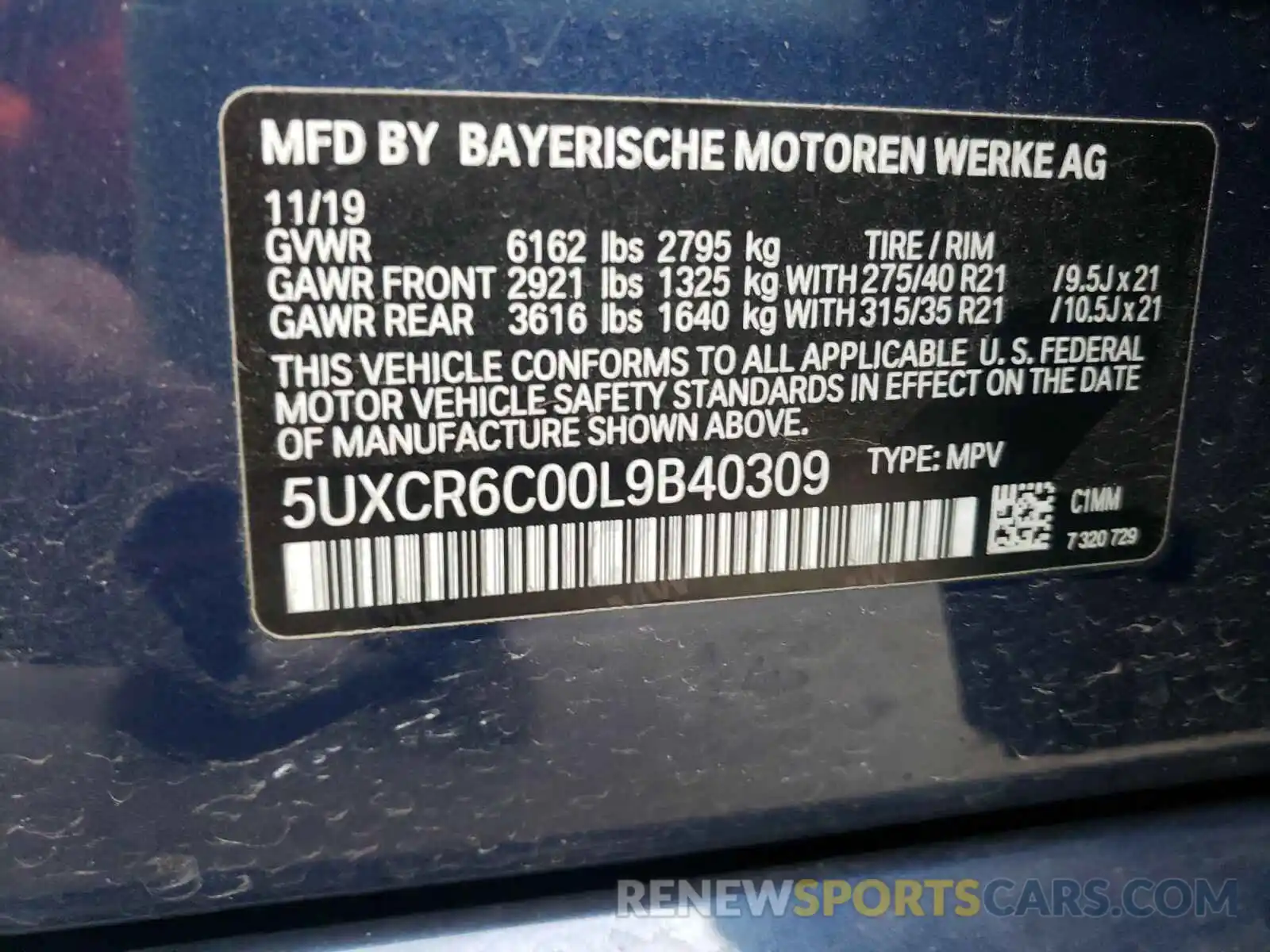 10 Photograph of a damaged car 5UXCR6C00L9B40309 BMW X5 2020