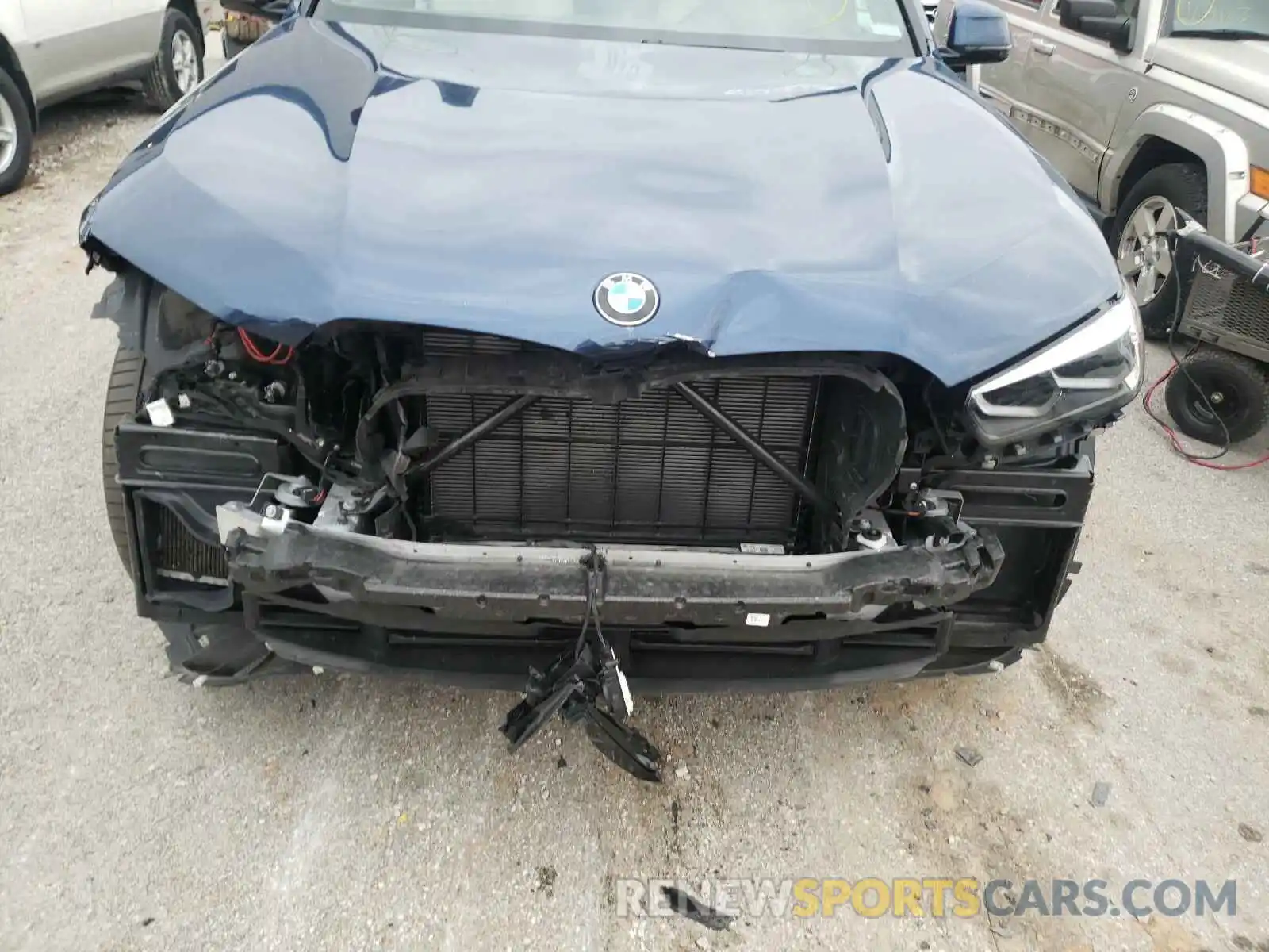 7 Фотография поврежденного автомобиля 5UXCR6C00L9B40309 BMW X5 2020