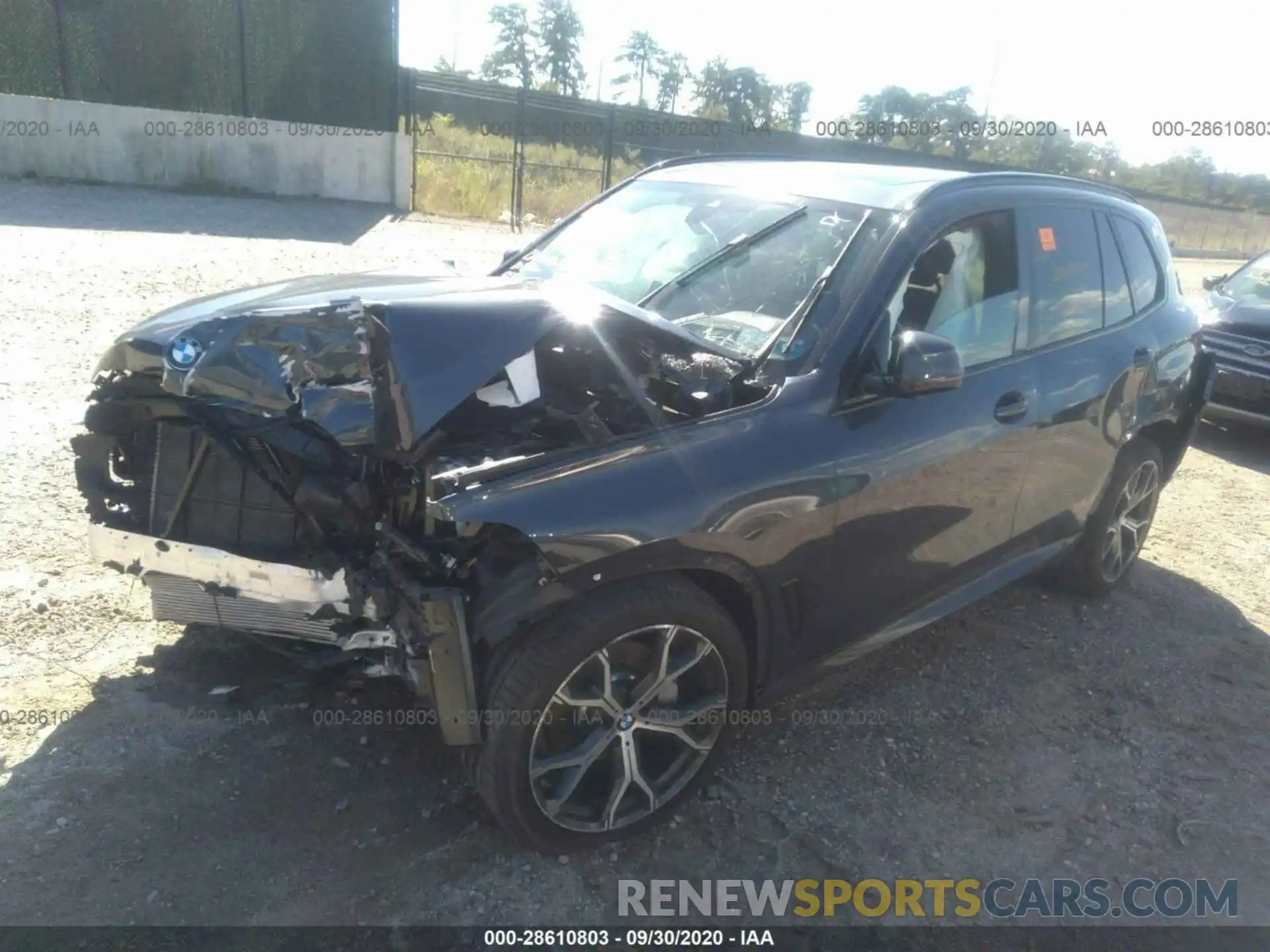 2 Photograph of a damaged car 5UXCR6C00L9C02470 BMW X5 2020