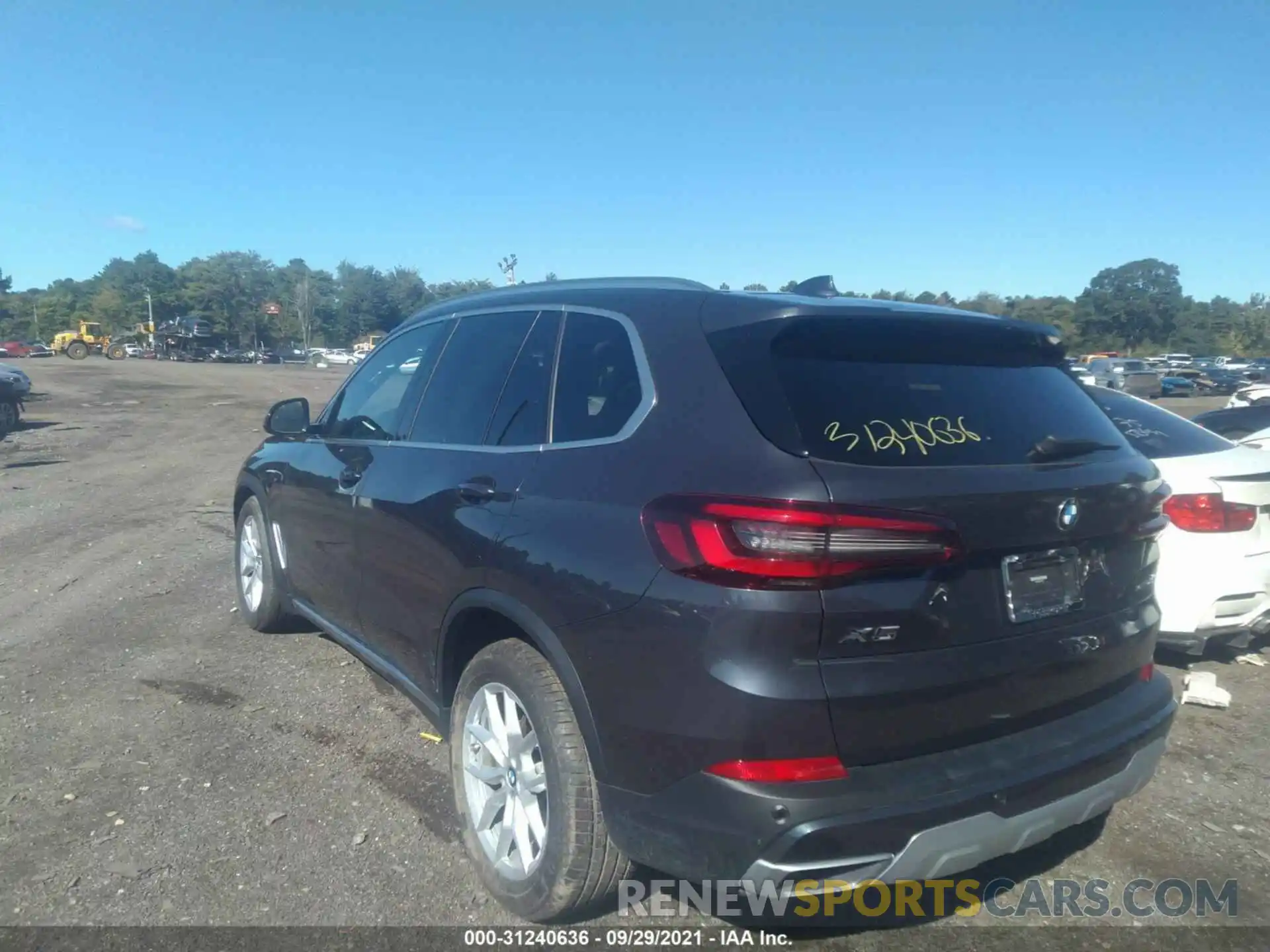 3 Photograph of a damaged car 5UXCR6C00L9C58540 BMW X5 2020