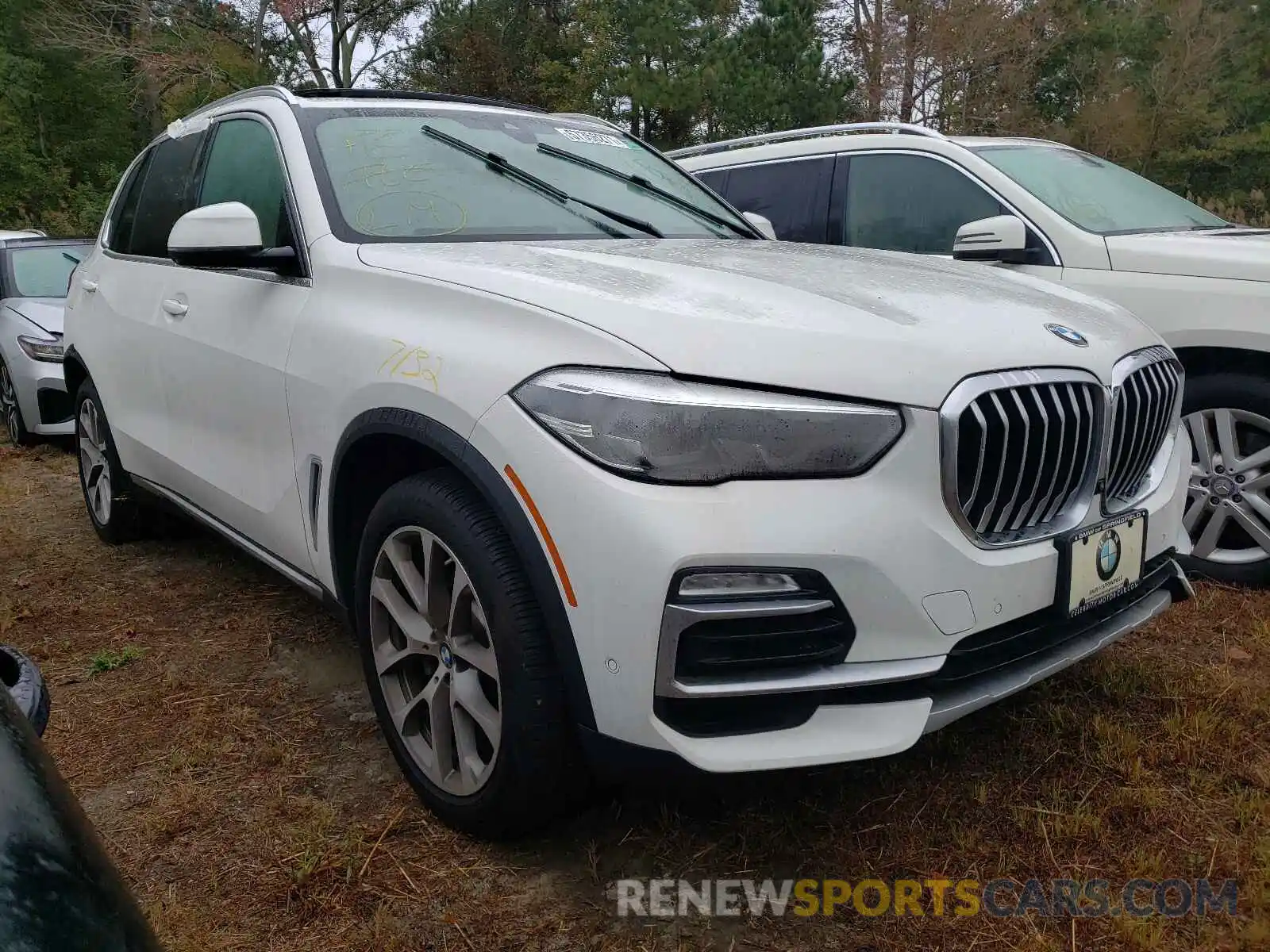 1 Photograph of a damaged car 5UXCR6C00L9D48206 BMW X5 2020