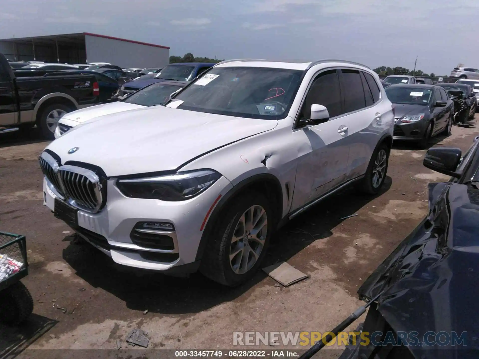 2 Photograph of a damaged car 5UXCR6C00LLL66835 BMW X5 2020