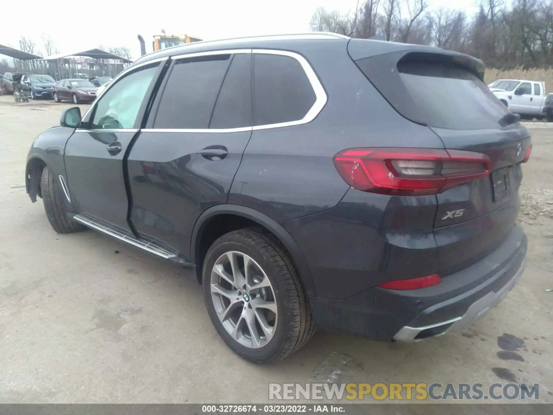 3 Photograph of a damaged car 5UXCR6C01L9B10459 BMW X5 2020