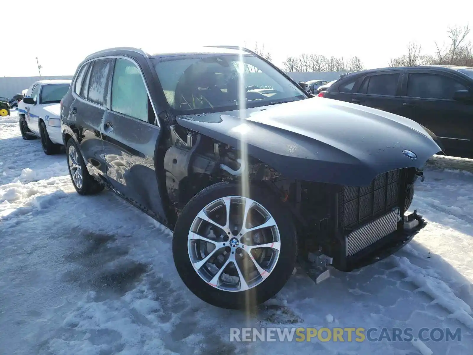 1 Photograph of a damaged car 5UXCR6C01L9B68555 BMW X5 2020