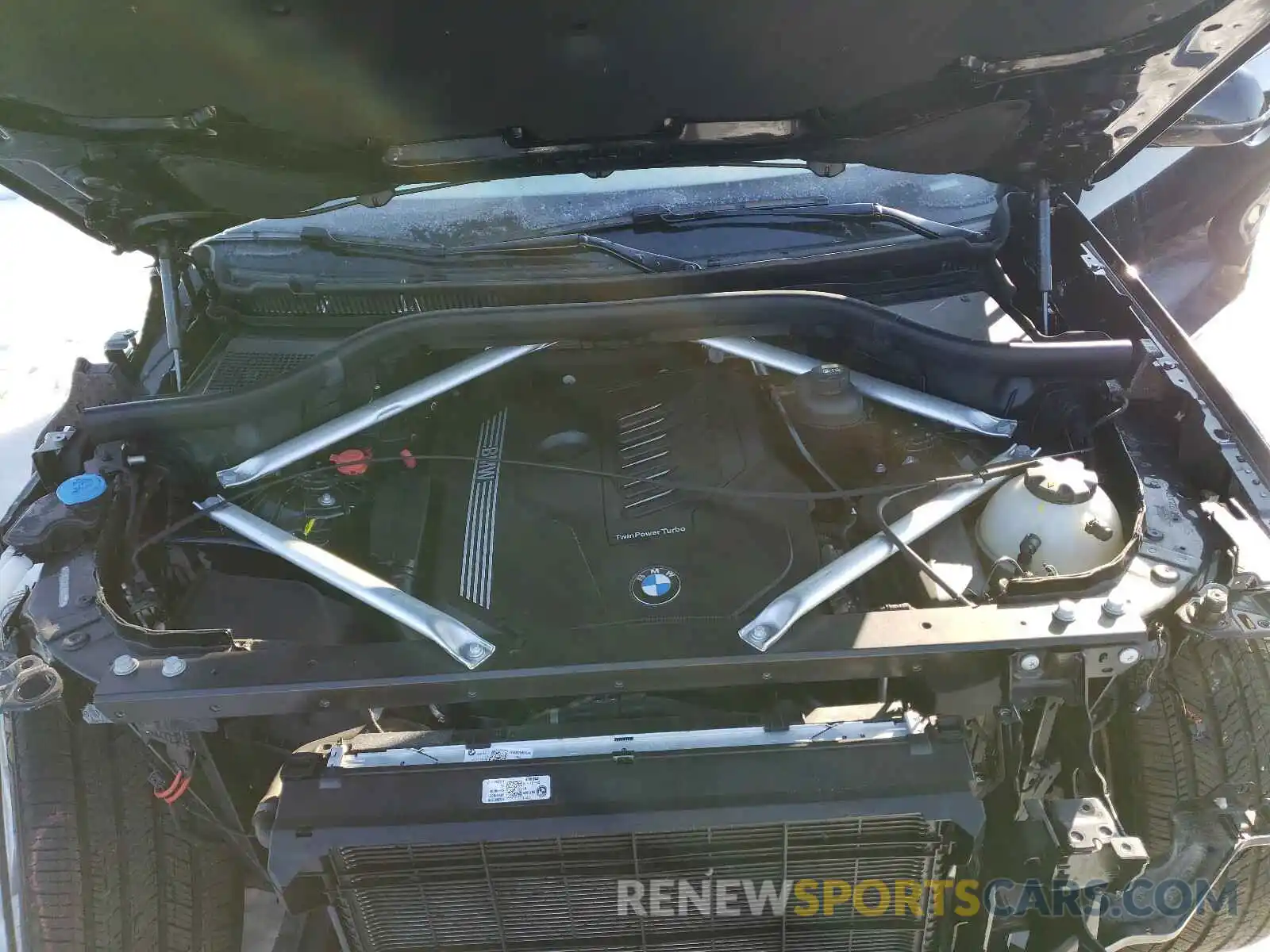 7 Photograph of a damaged car 5UXCR6C01L9B68555 BMW X5 2020