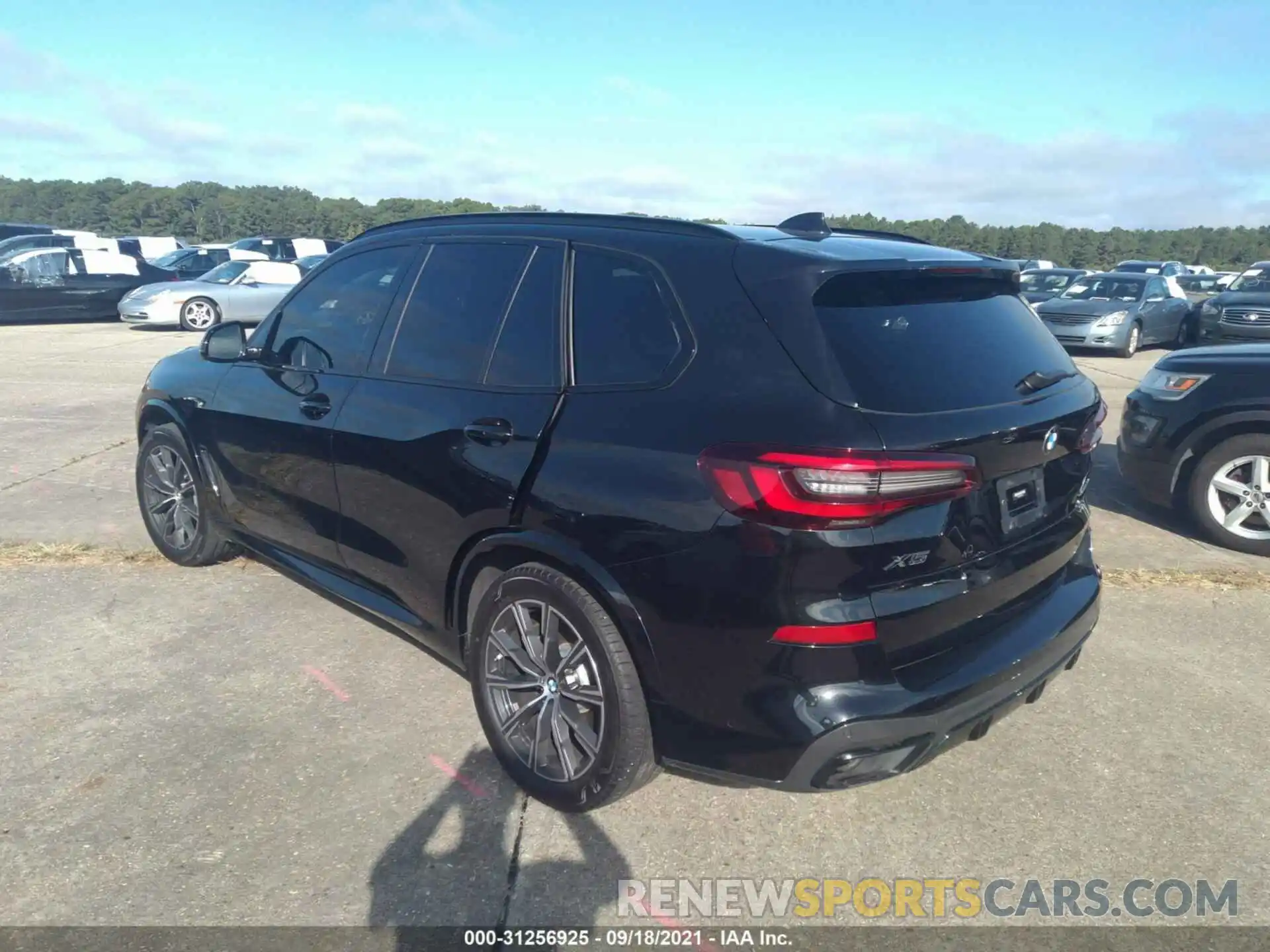 3 Photograph of a damaged car 5UXCR6C01L9D41684 BMW X5 2020