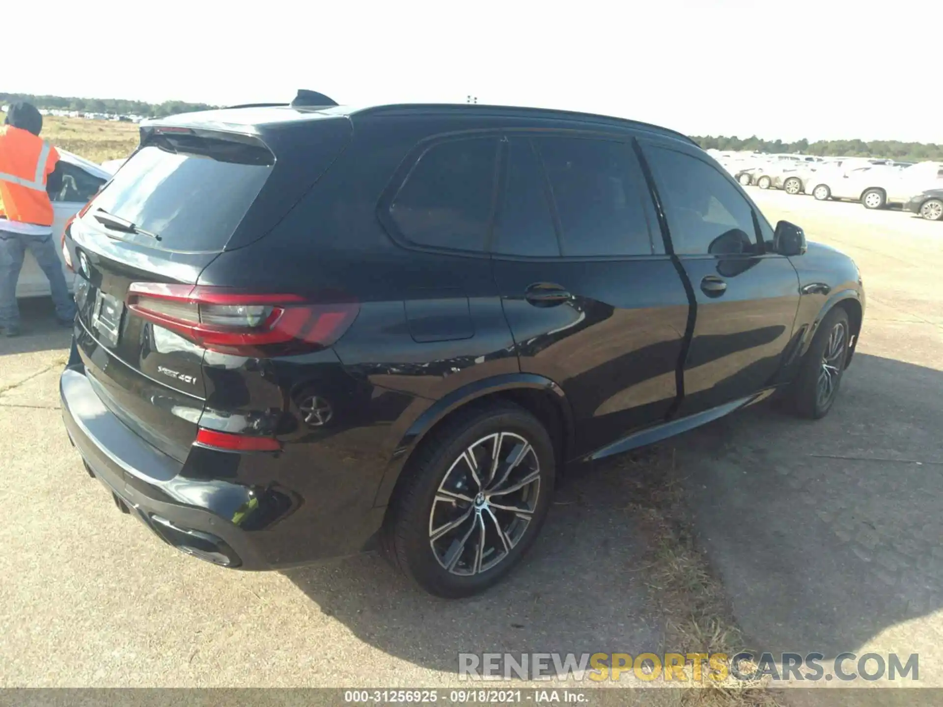 4 Photograph of a damaged car 5UXCR6C01L9D41684 BMW X5 2020