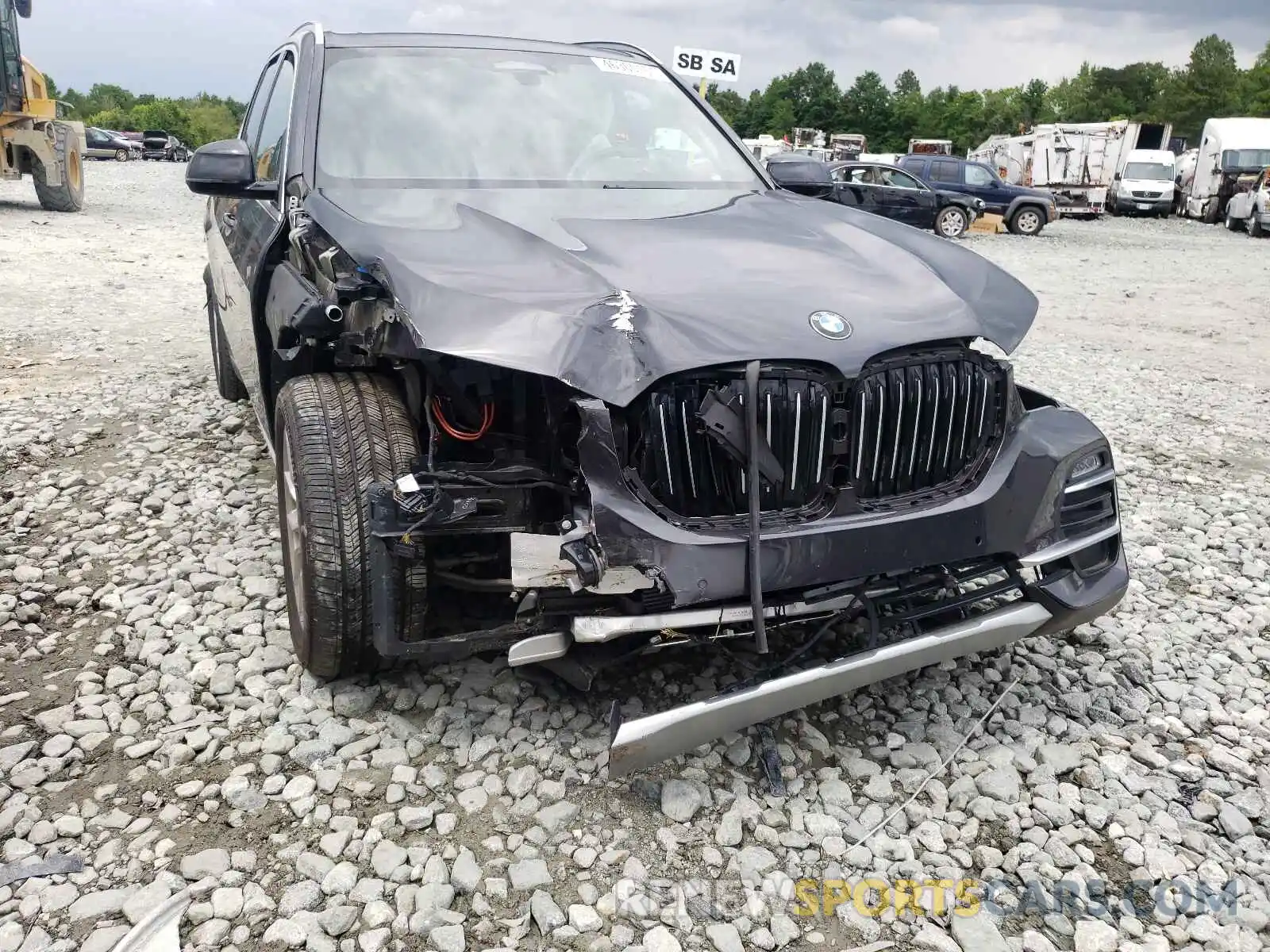 9 Photograph of a damaged car 5UXCR6C01L9D65600 BMW X5 2020