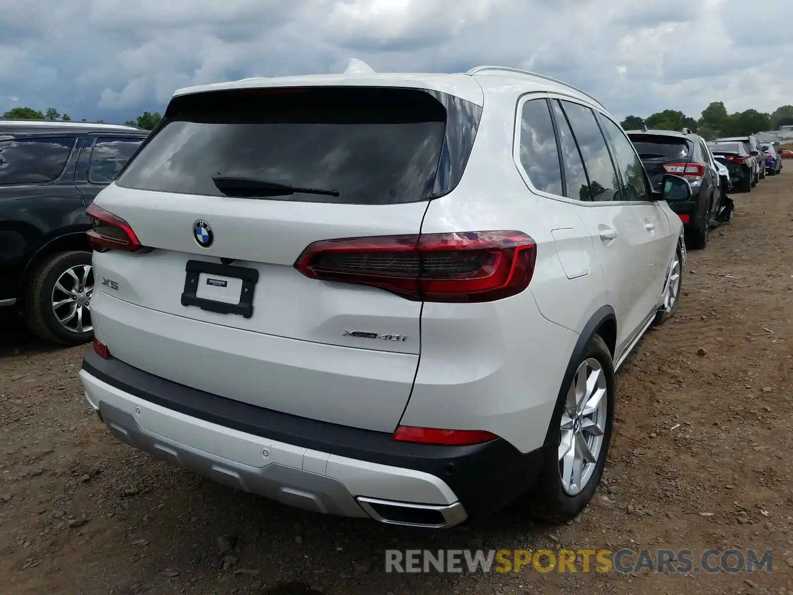 4 Photograph of a damaged car 5UXCR6C01LLL74927 BMW X5 2020