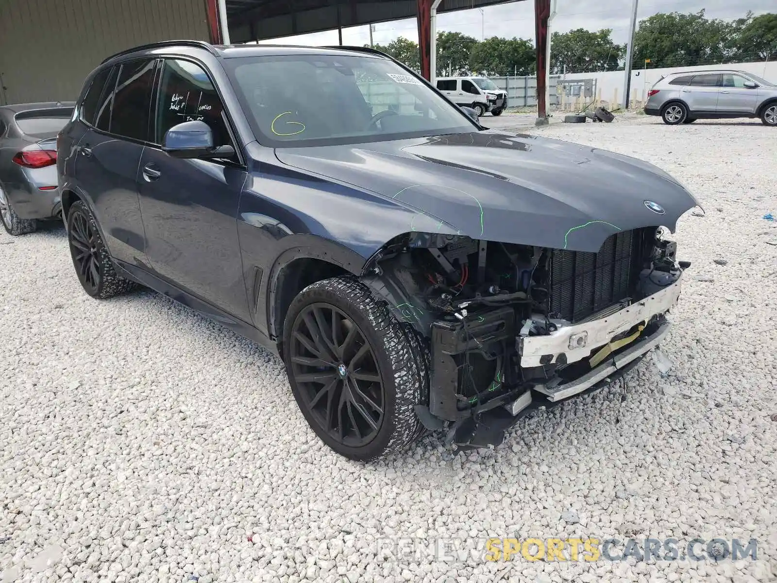 1 Фотография поврежденного автомобиля 5UXCR6C02L9B02189 BMW X5 2020