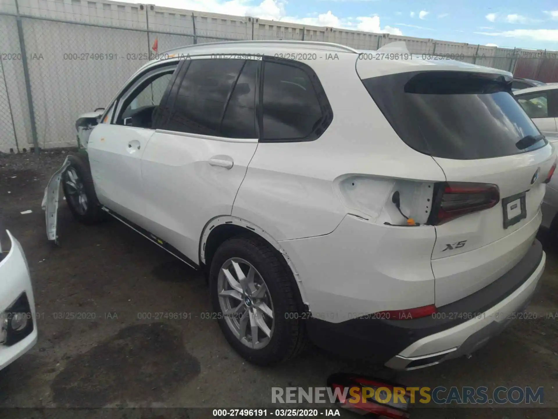 3 Фотография поврежденного автомобиля 5UXCR6C02L9B43194 BMW X5 2020