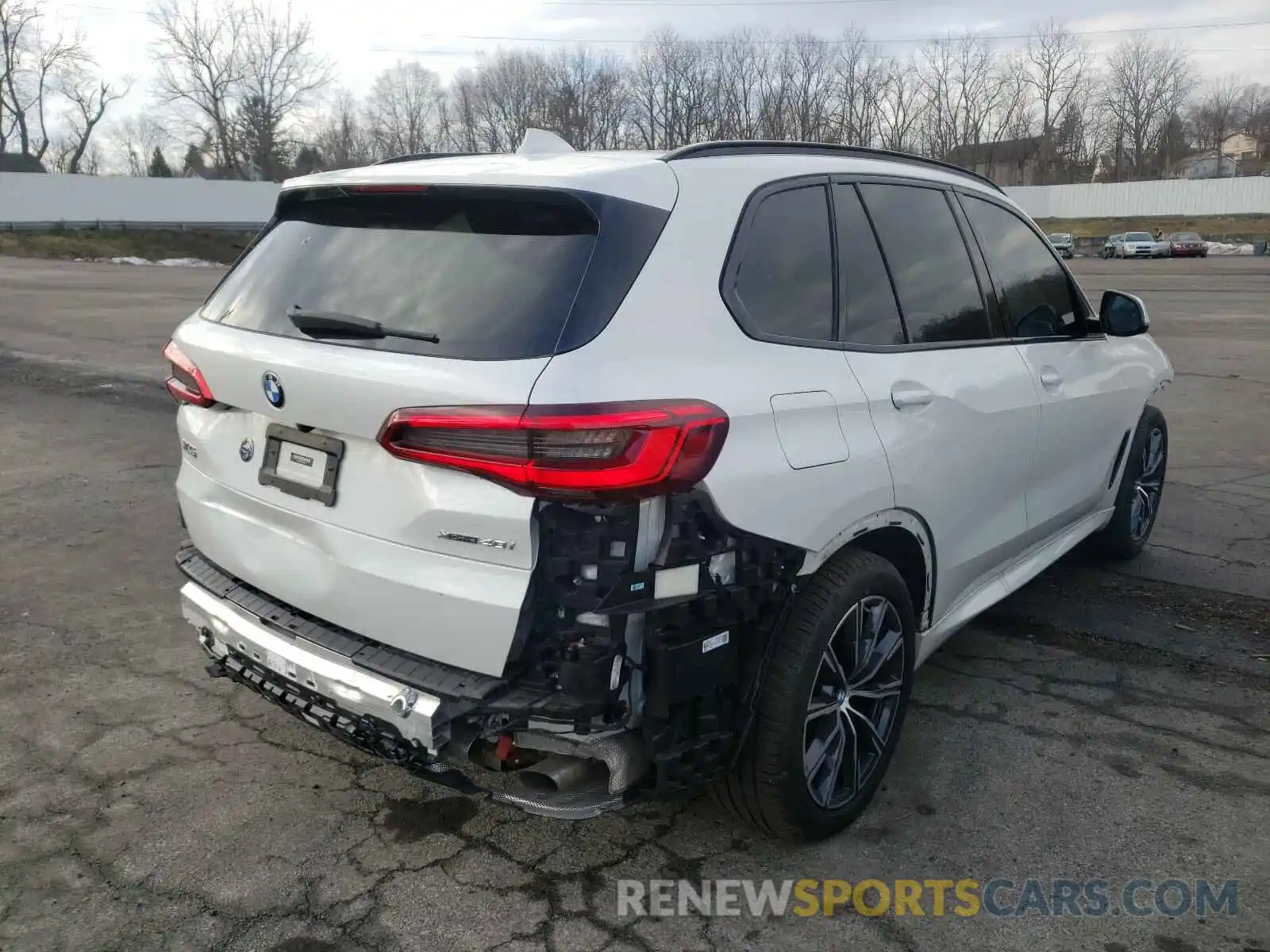 4 Photograph of a damaged car 5UXCR6C02L9B48301 BMW X5 2020