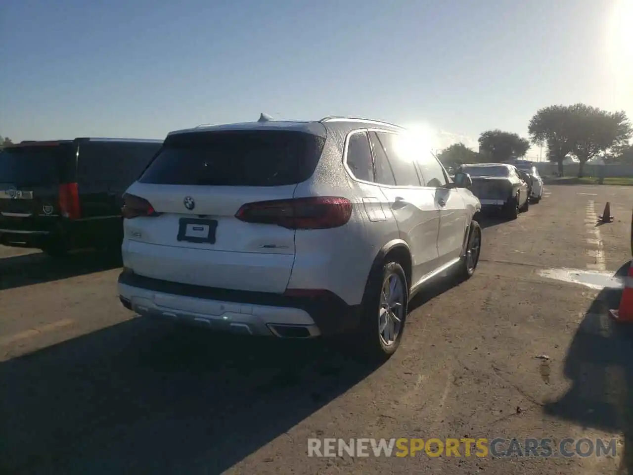 4 Photograph of a damaged car 5UXCR6C02L9B71707 BMW X5 2020