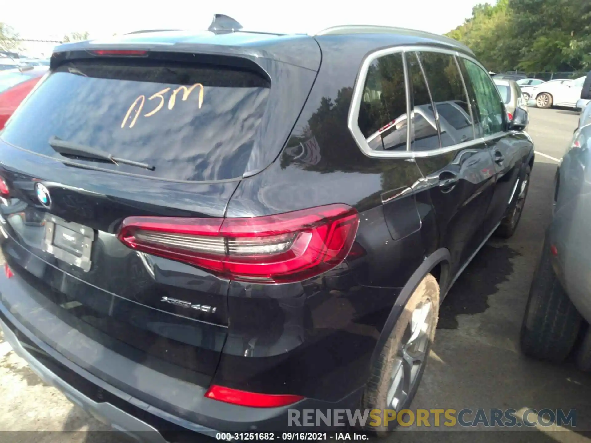 4 Photograph of a damaged car 5UXCR6C02L9B86613 BMW X5 2020