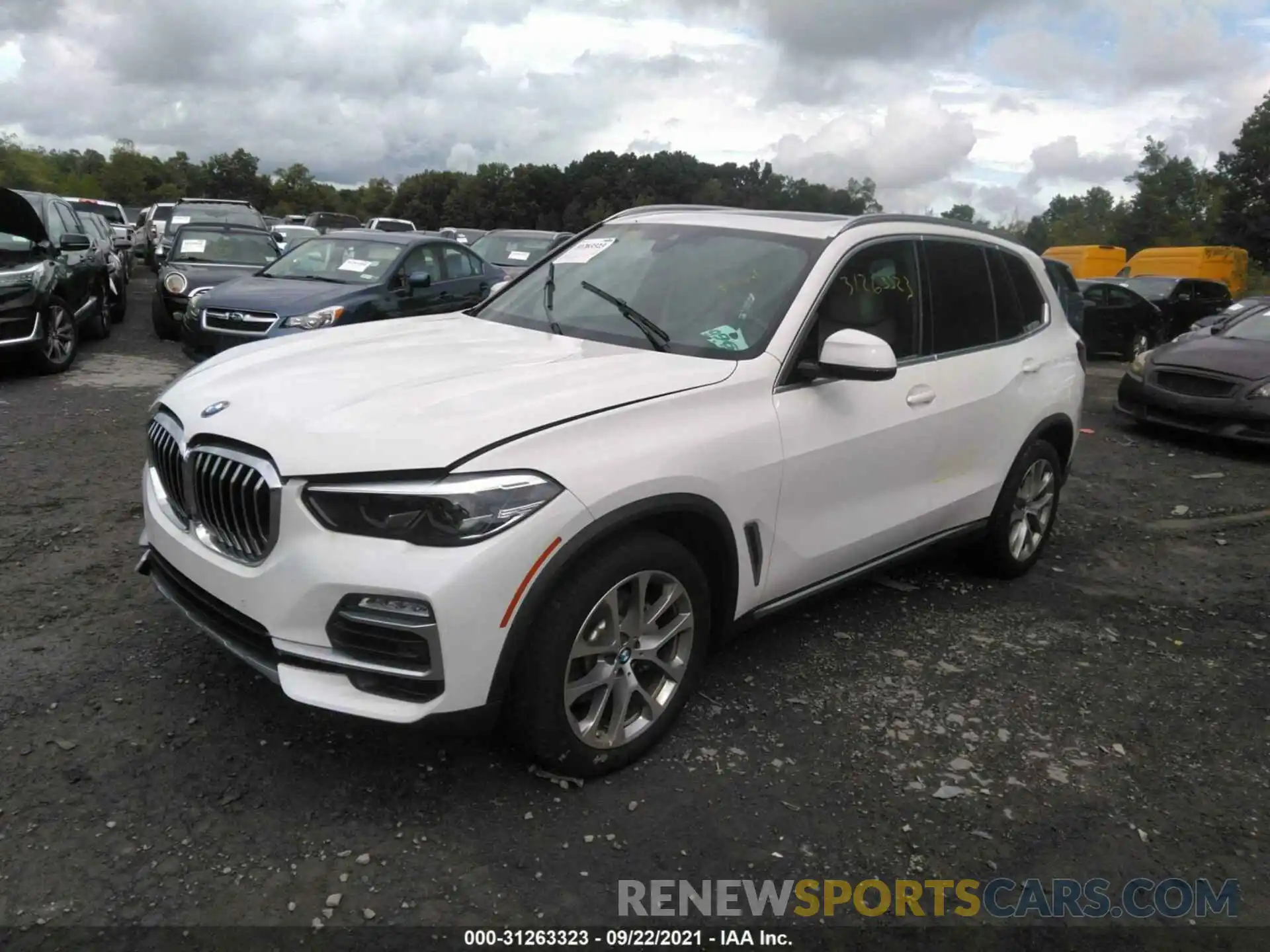 2 Фотография поврежденного автомобиля 5UXCR6C02L9C33543 BMW X5 2020