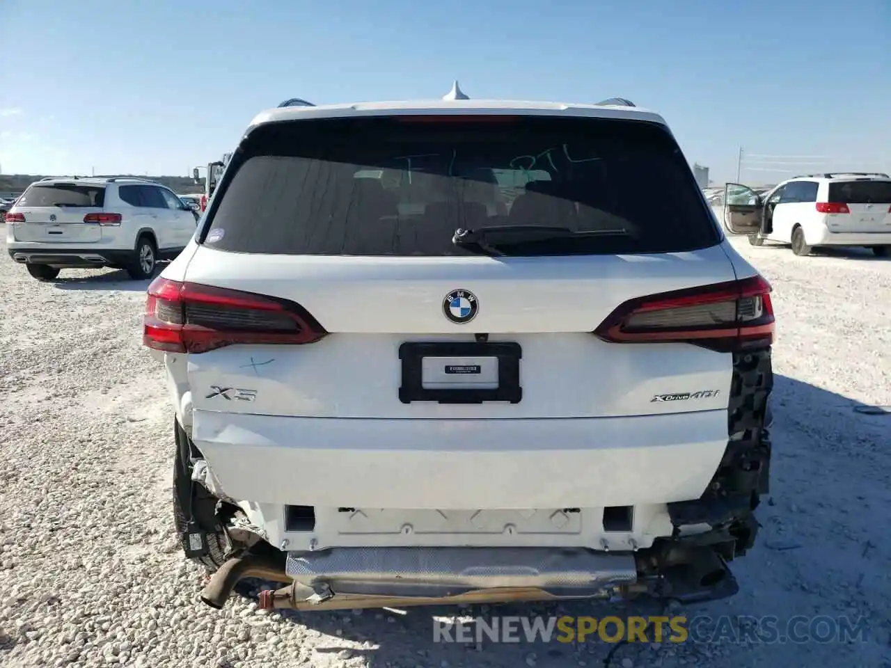 6 Photograph of a damaged car 5UXCR6C02L9C43621 BMW X5 2020