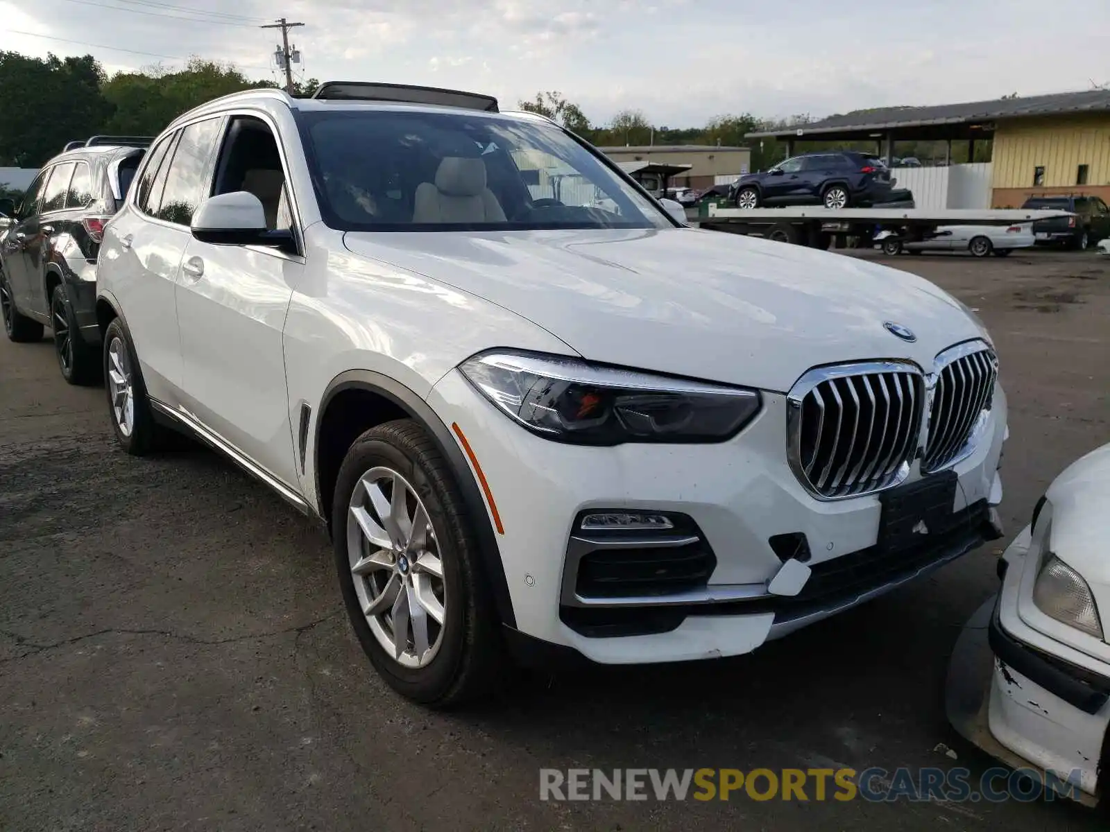 1 Photograph of a damaged car 5UXCR6C02L9C66350 BMW X5 2020