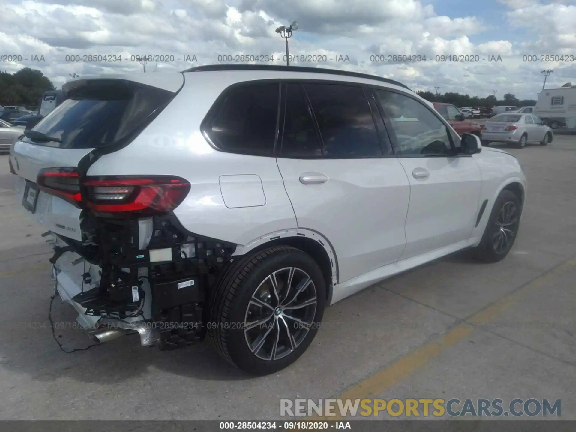 4 Фотография поврежденного автомобиля 5UXCR6C02L9D05177 BMW X5 2020