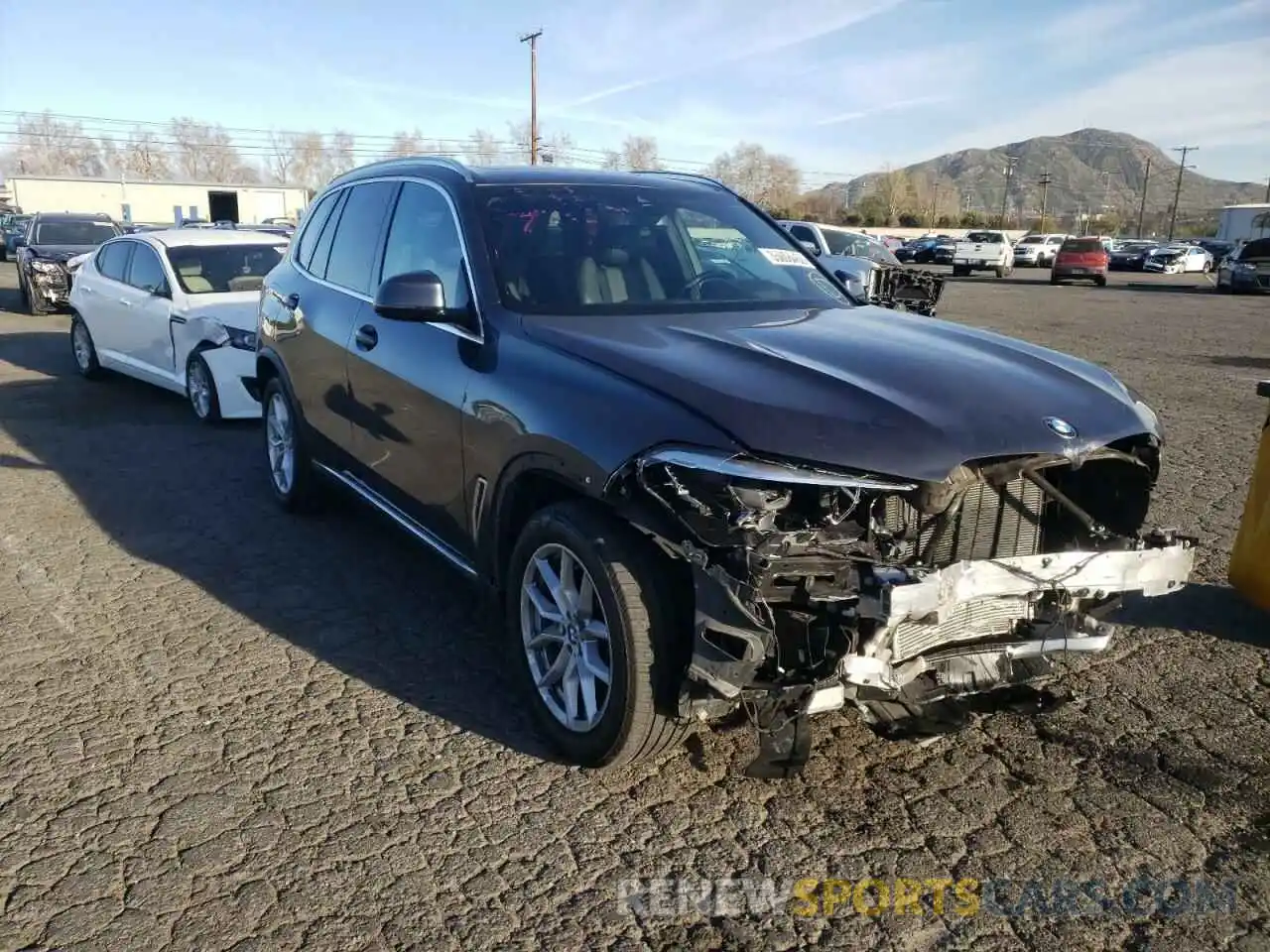 1 Photograph of a damaged car 5UXCR6C02L9D08564 BMW X5 2020