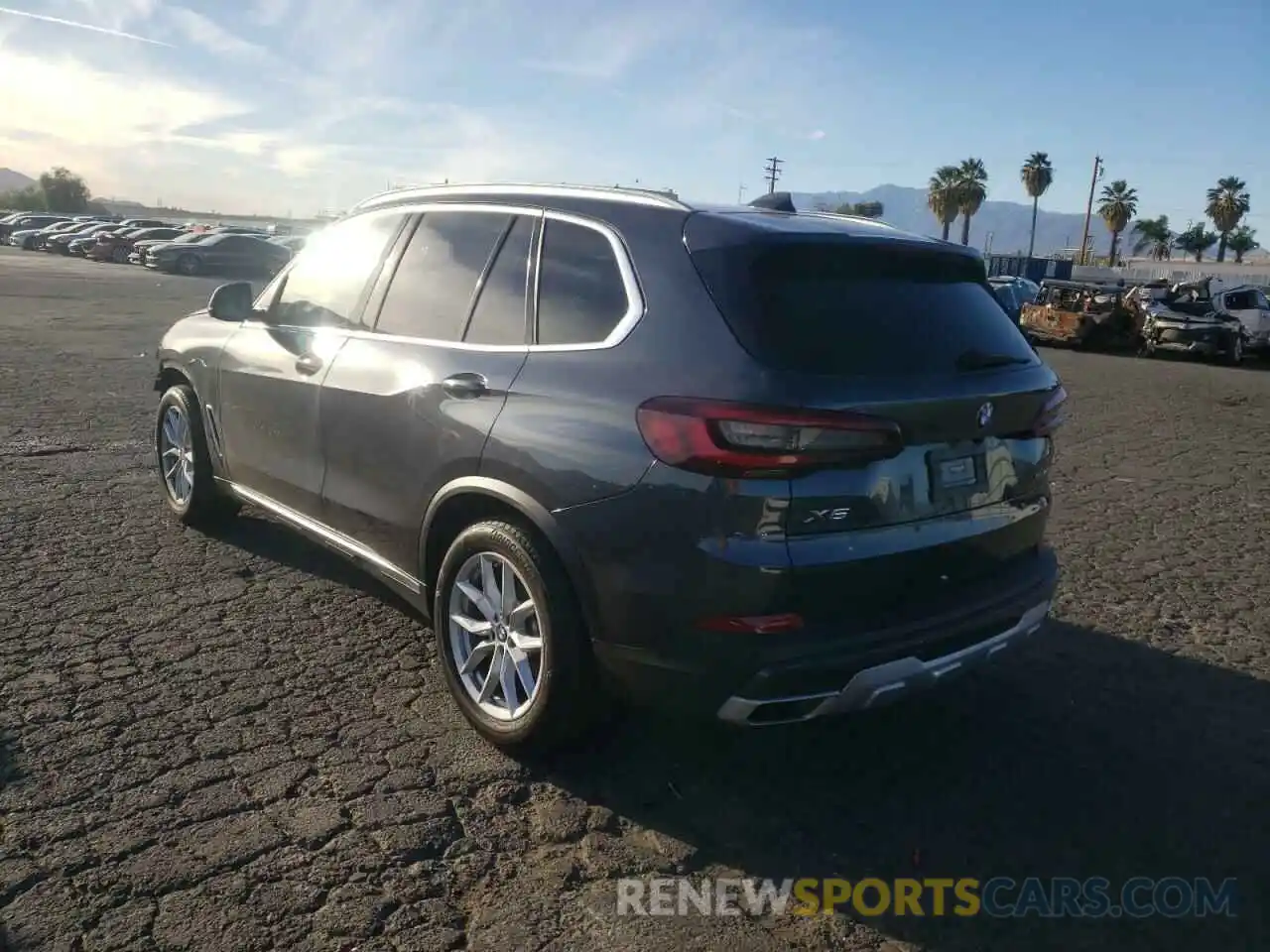 3 Photograph of a damaged car 5UXCR6C02L9D08564 BMW X5 2020