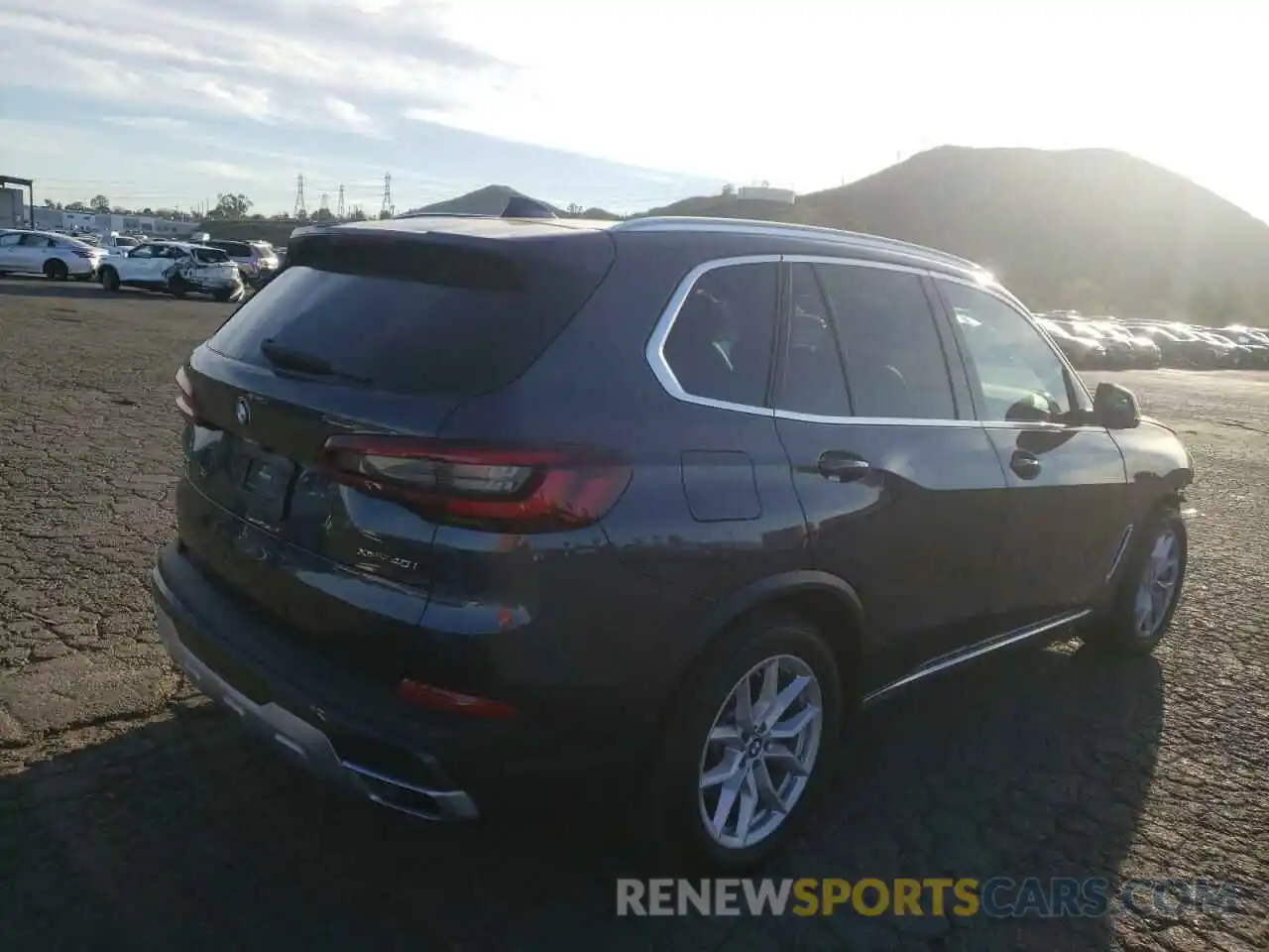 4 Photograph of a damaged car 5UXCR6C02L9D08564 BMW X5 2020