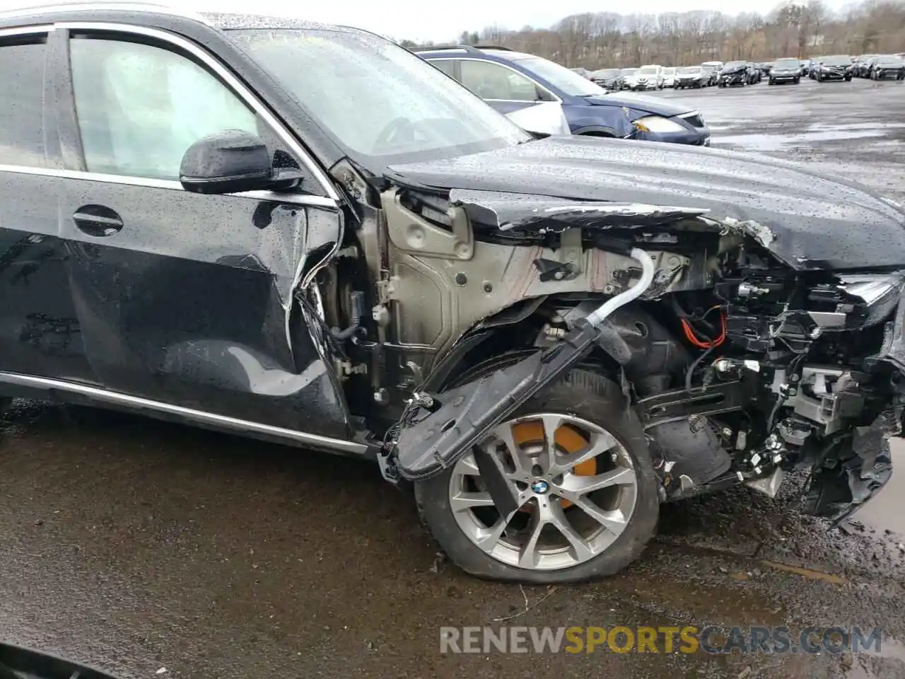 9 Photograph of a damaged car 5UXCR6C02L9D64469 BMW X5 2020